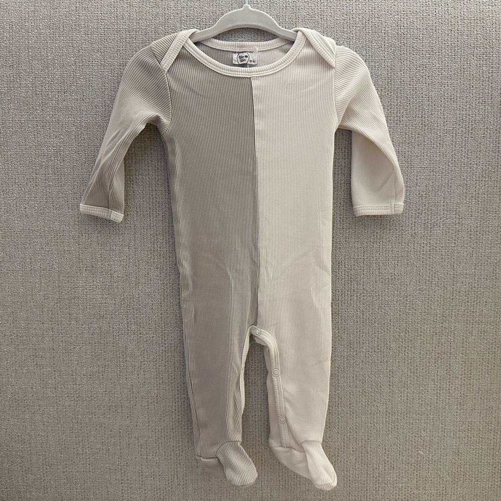 Tin tub Cream & Gray Kids Footie PJ 3-6 mo